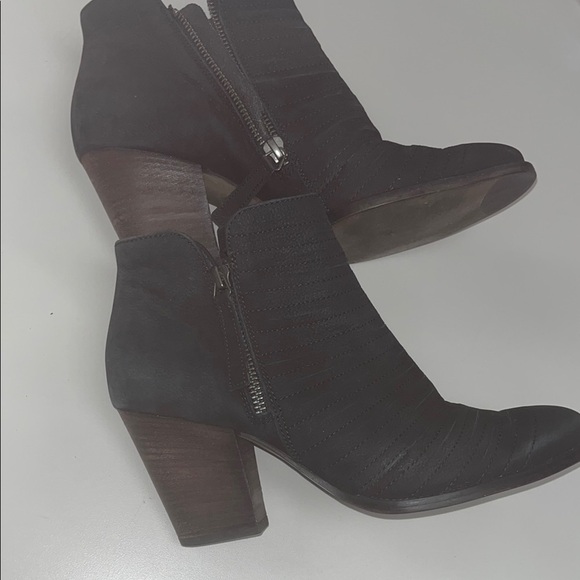 Paul Green made in Austria Black Ankle Booties size 7 / 4.5 preowned - Picture 9 of 13